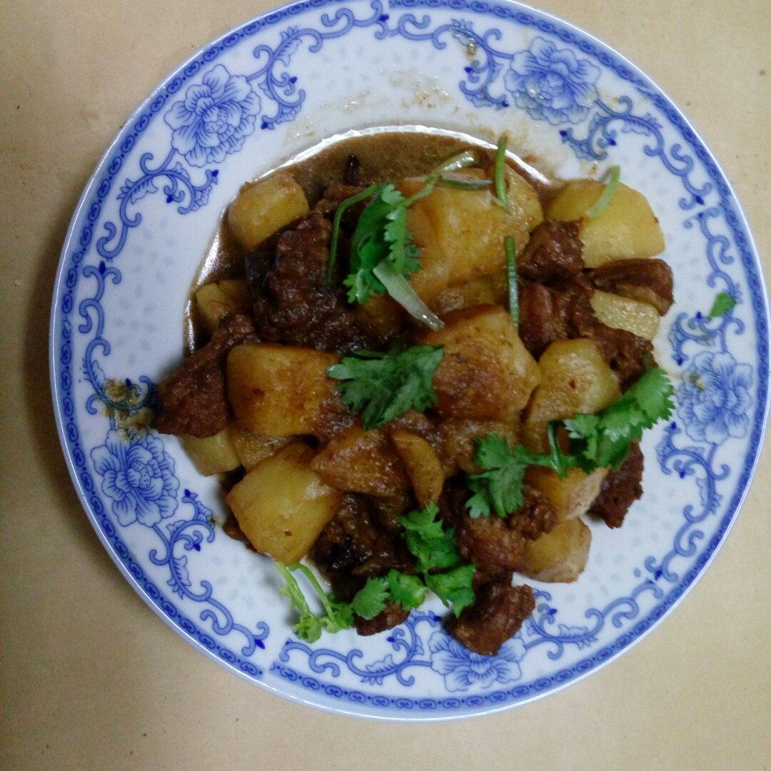 土豆烧牛肉