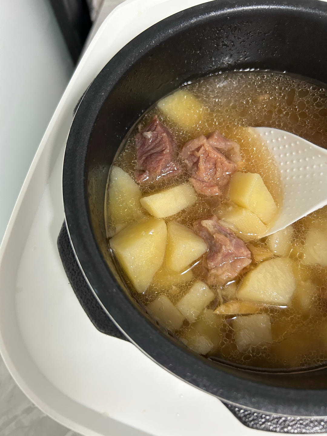 土豆炖牛肉-家常好吃快手！