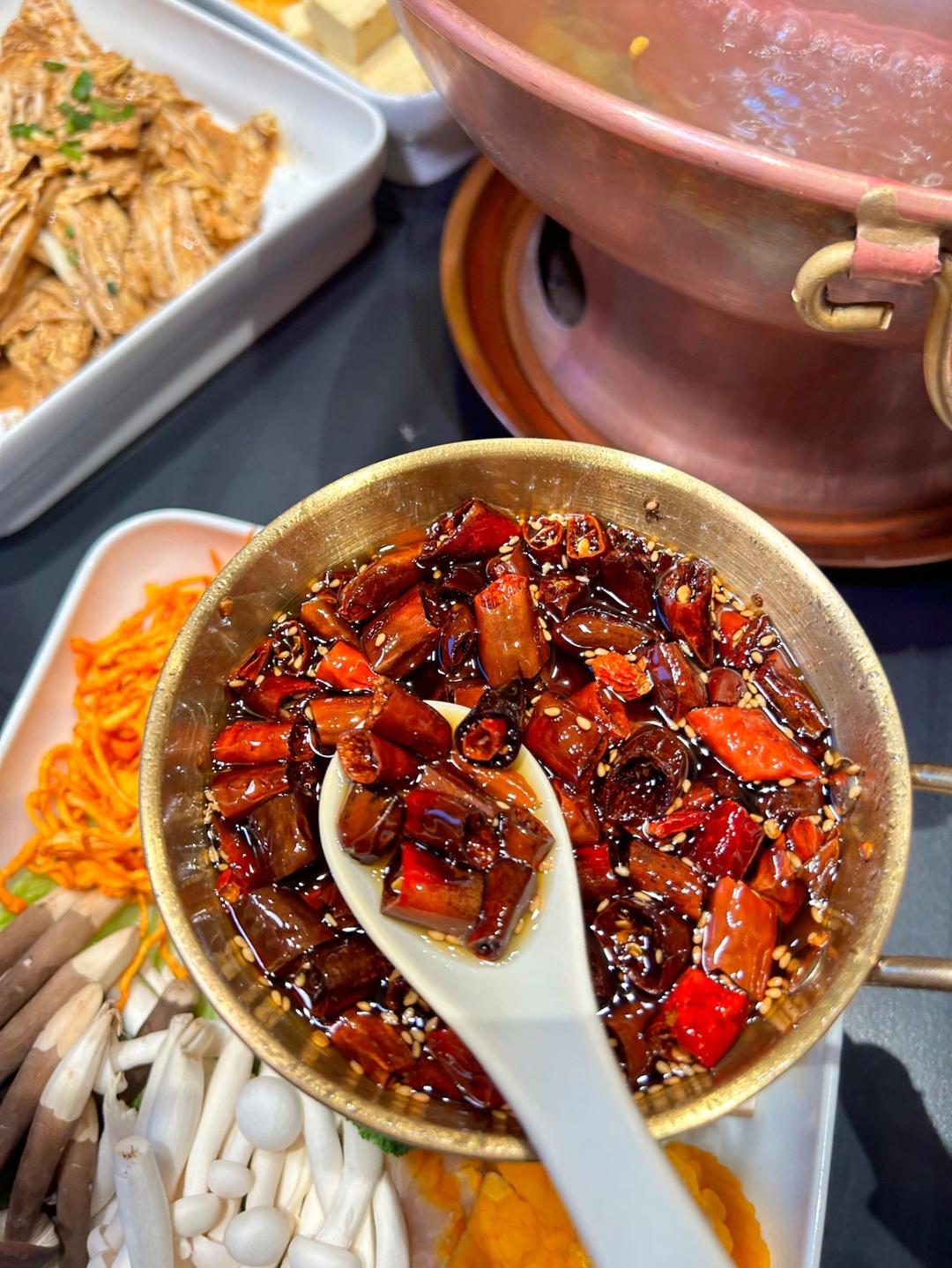 铜锅涮肉辣椒油