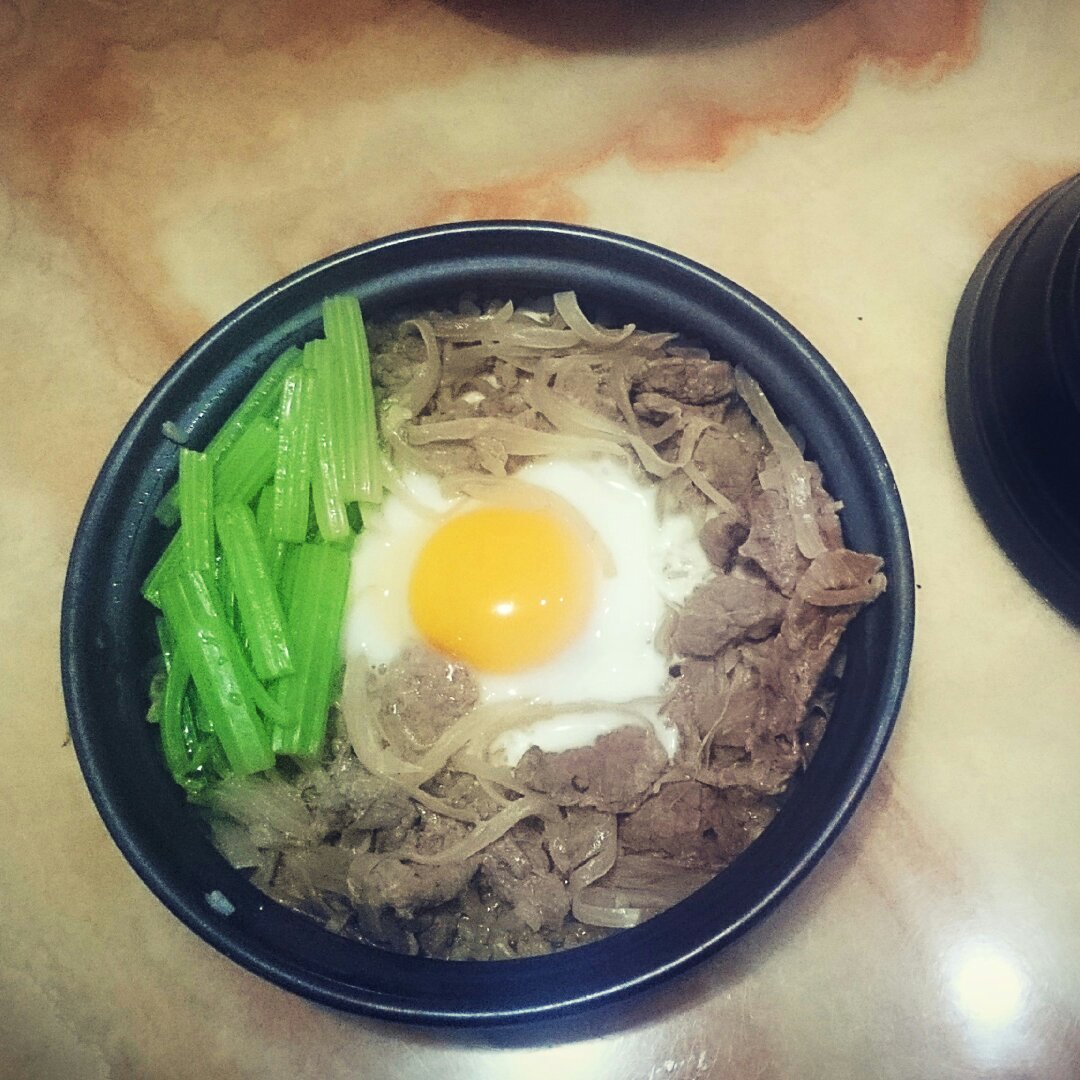 来做一碗有故事的日式牛丼（“狗饭”）！