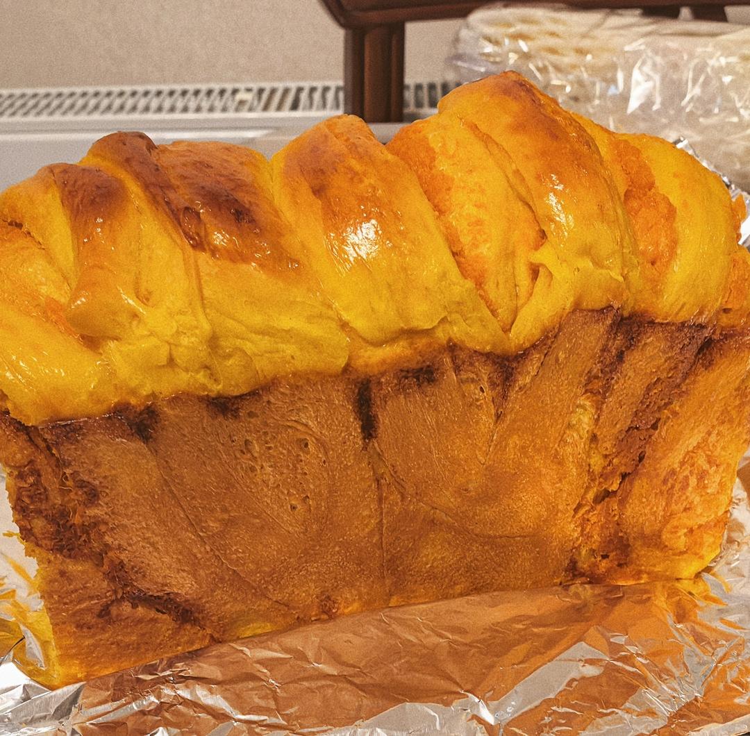 双倍南瓜🎃夹馅吐司，超软超浓郁！（波兰种）