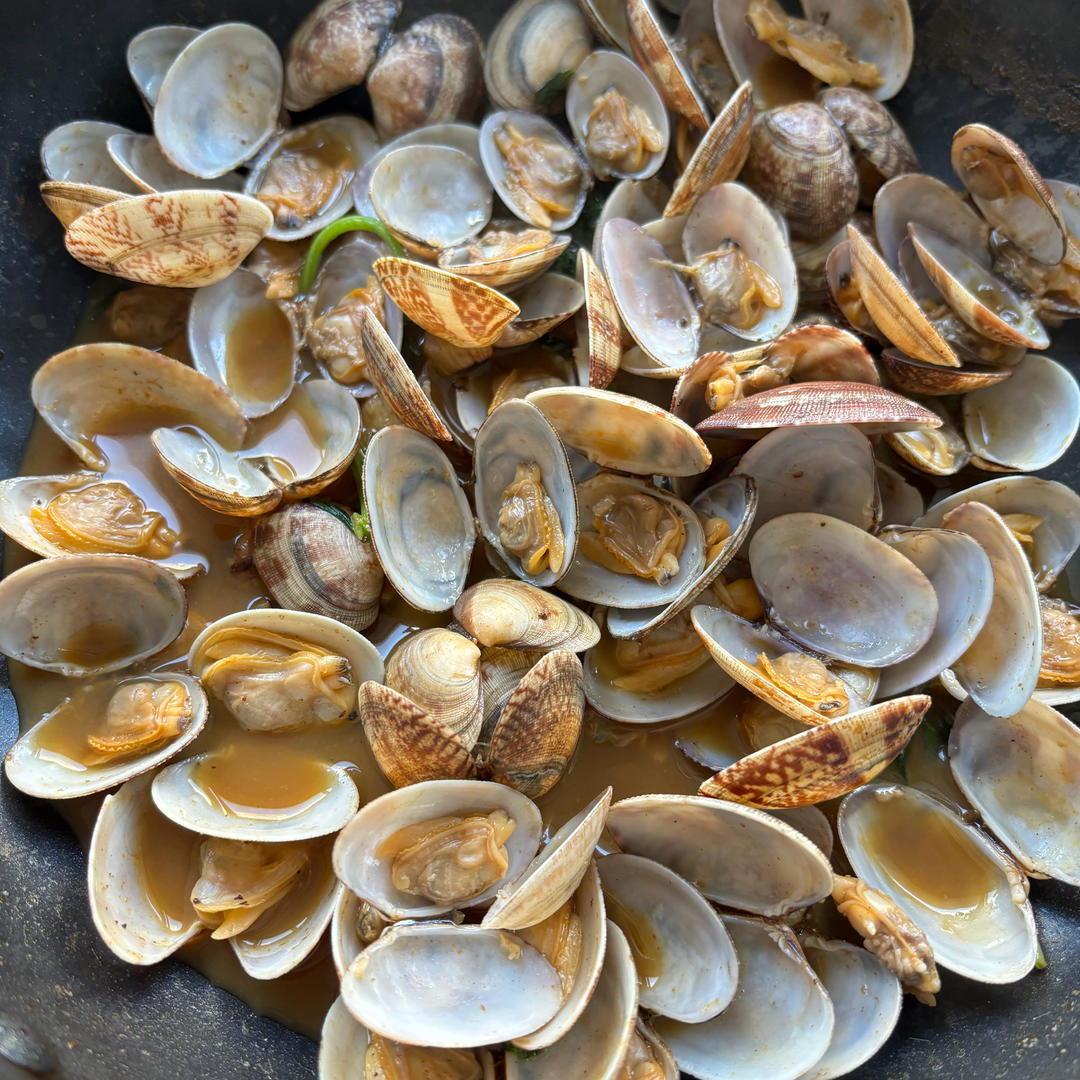 爆炒罗勒花甲｜东南亚风味