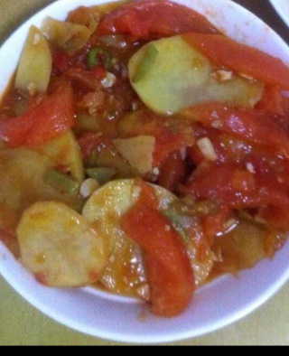 青椒番茄土豆片