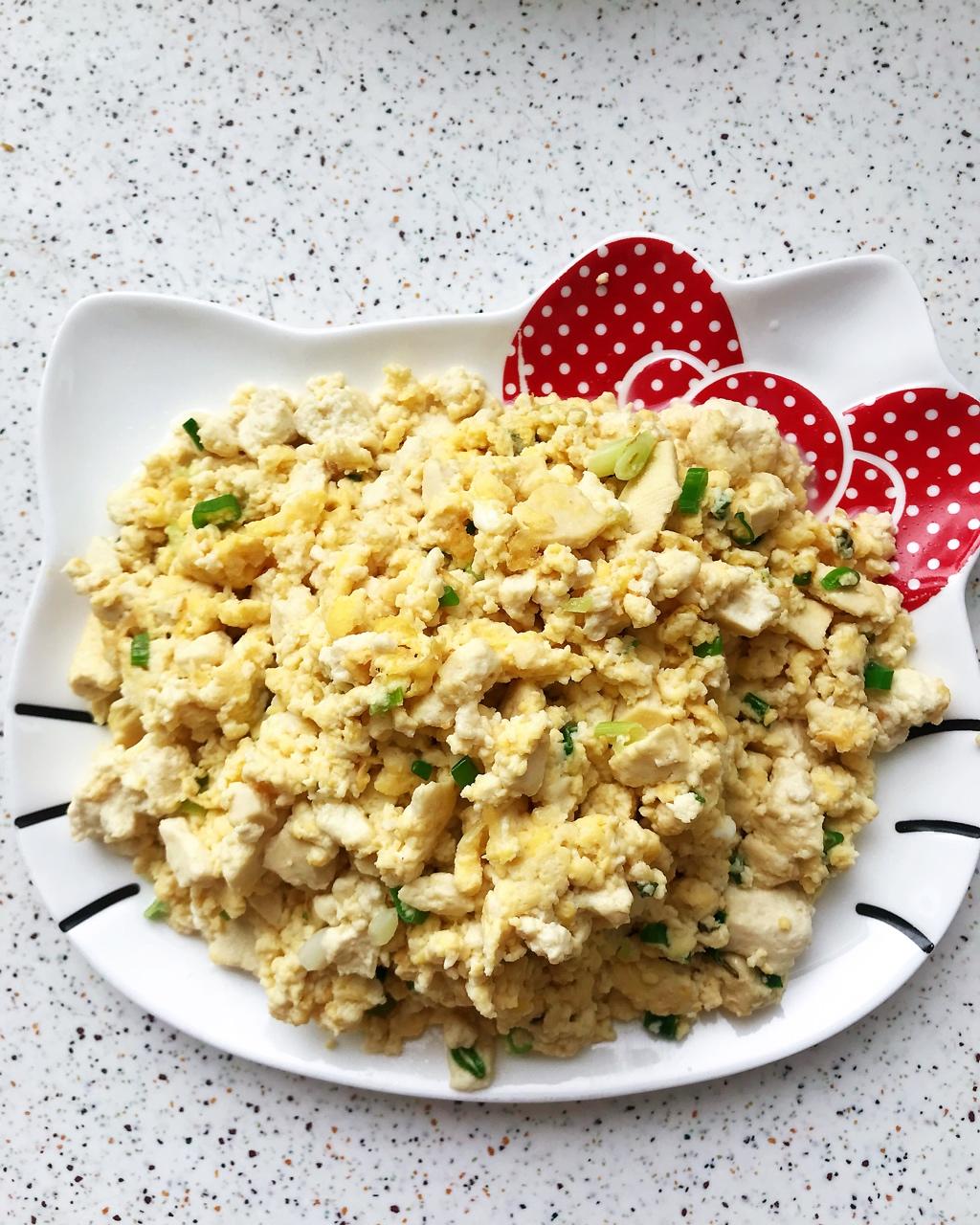 汀宝儿妈做的鸡刨豆腐