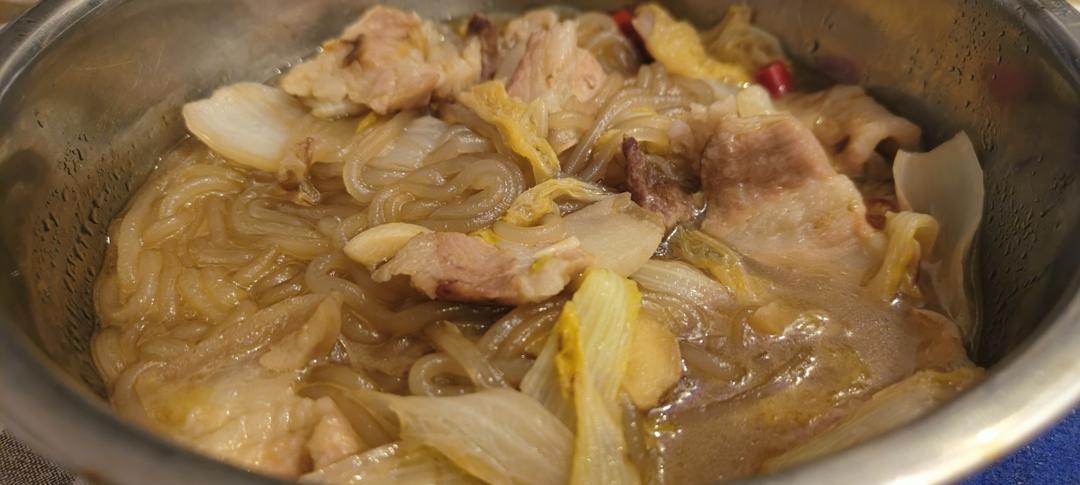 地道东北猪肉白菜炖粉条
