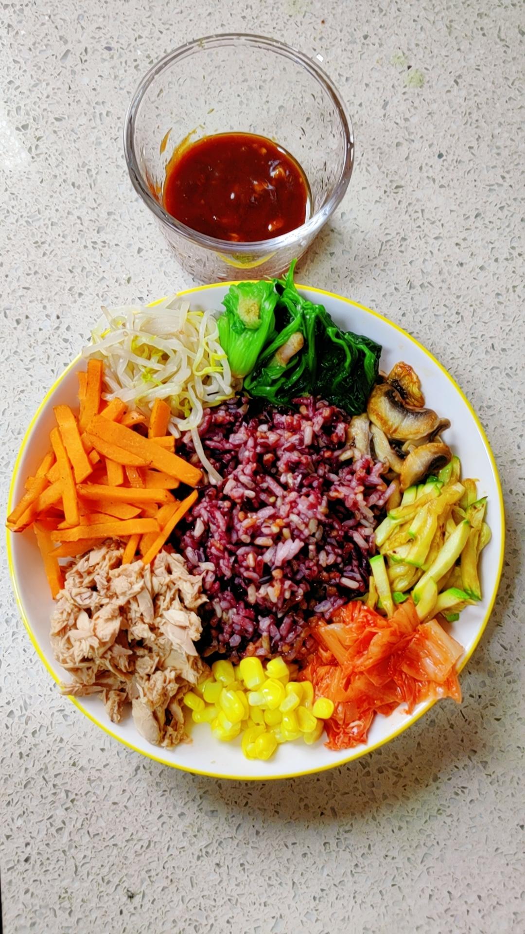 韩式金枪鱼拌饭