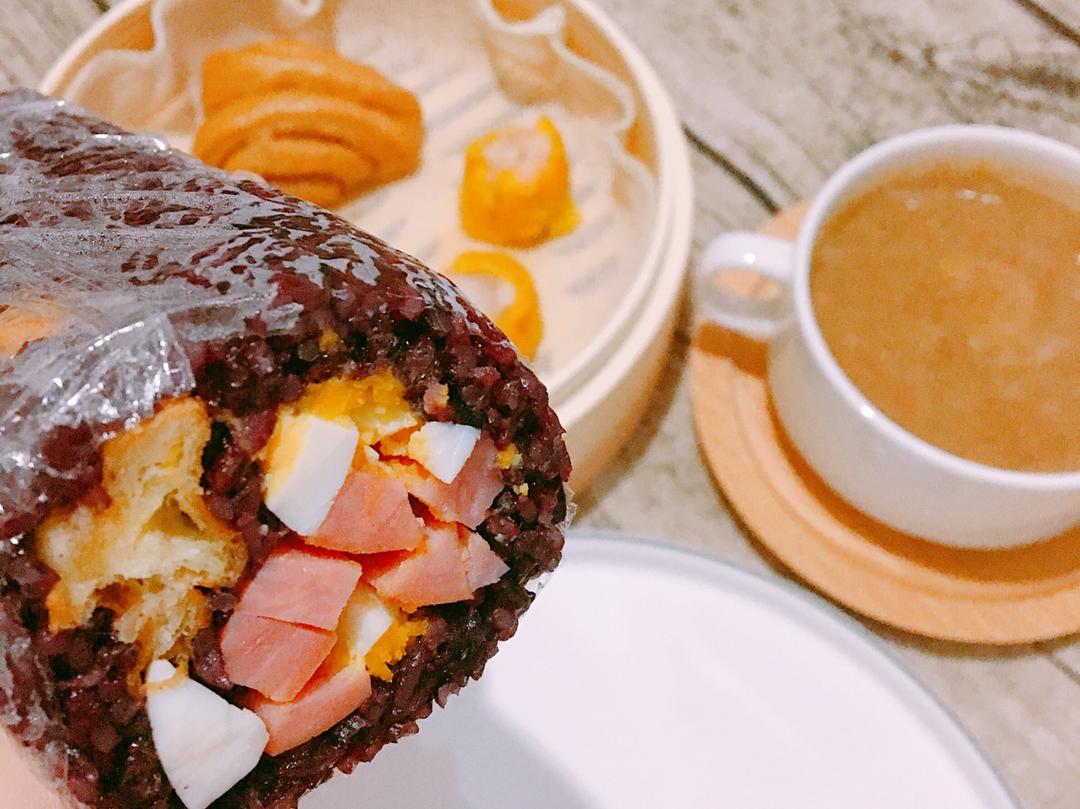黑米粢饭团