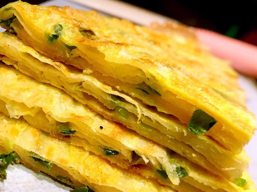 鸡蛋葱油饼                  （更新饼坯保存方法）