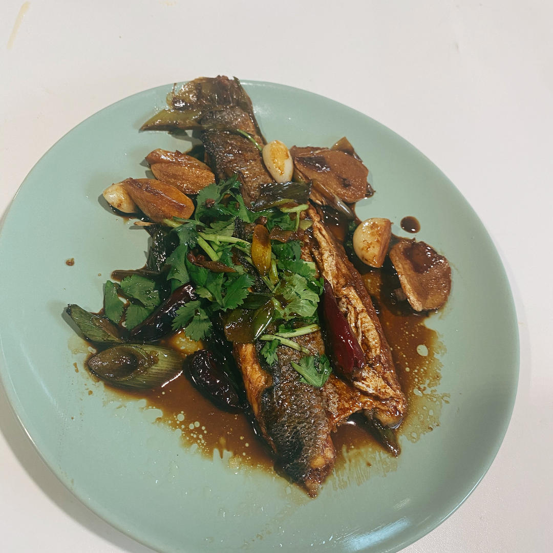家常红烧鱼
