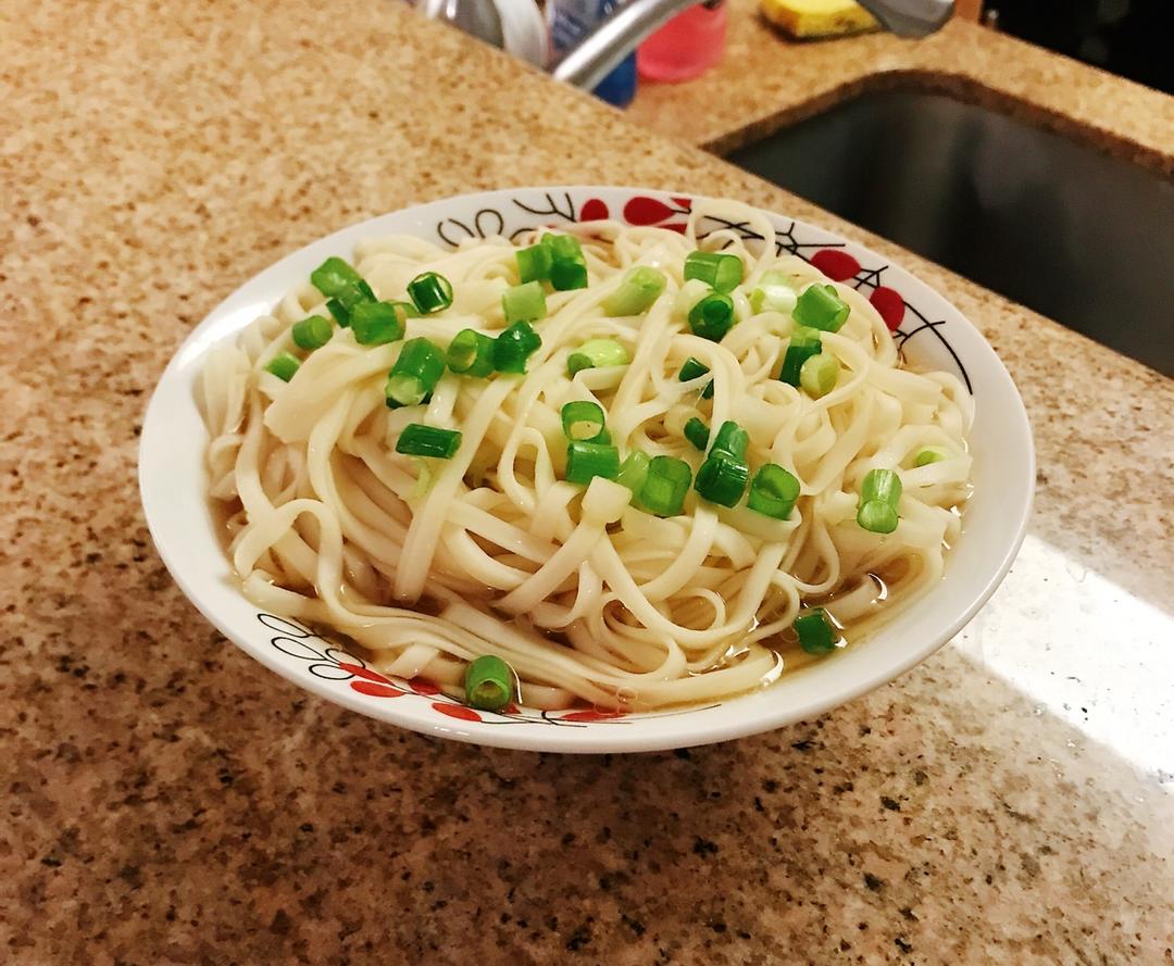 最美不过那碗阳春面