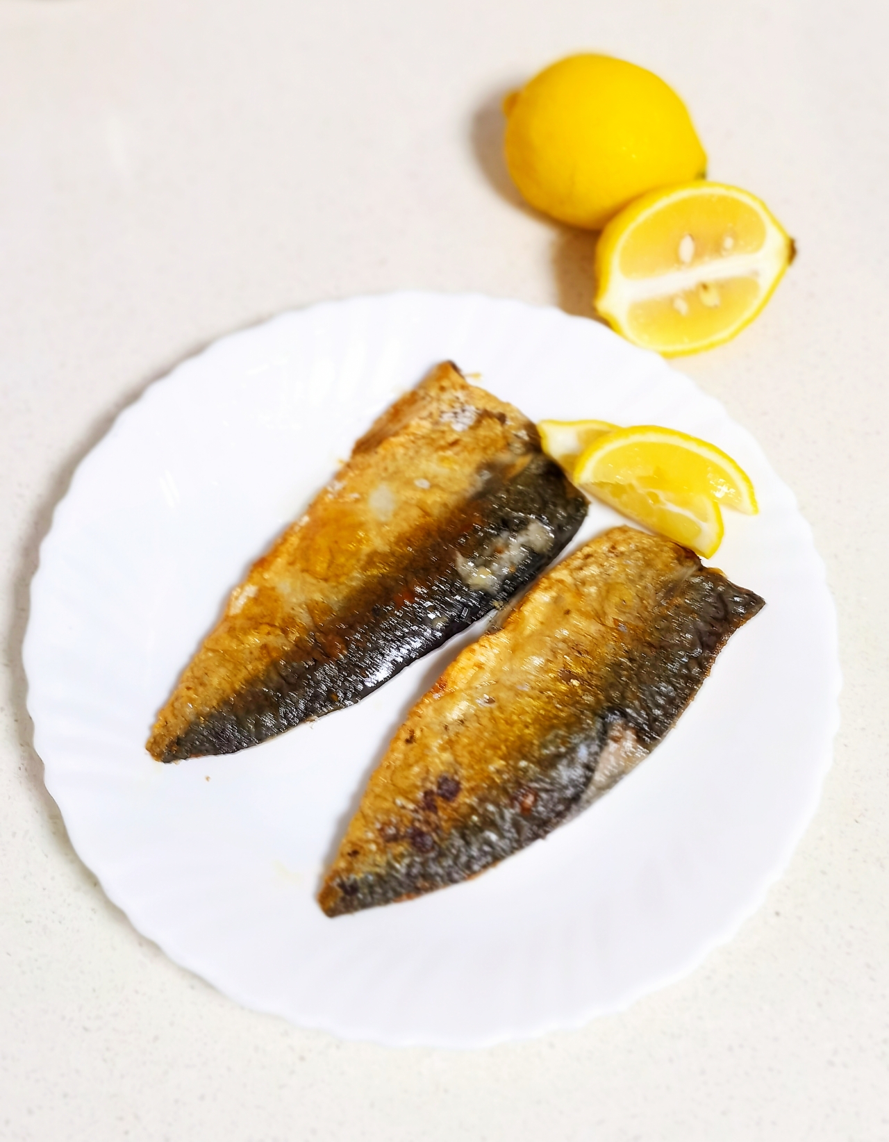 挪威青花鱼—4分钟做出媲美日料店的盐烤青花鱼的做法