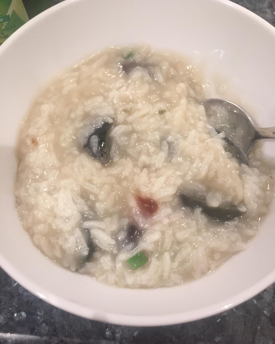 皮蛋瘦肉粥
