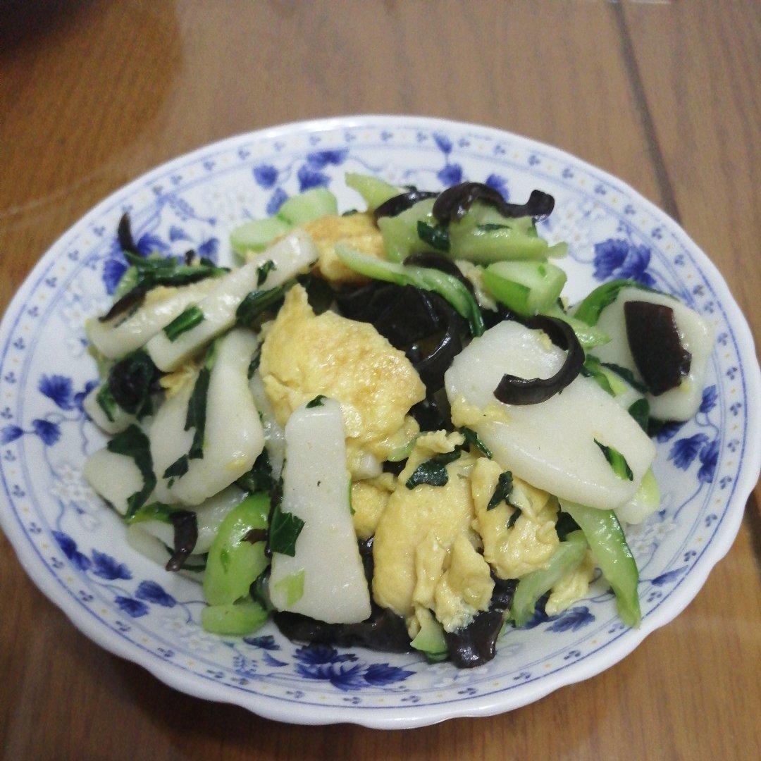 鸡蛋青菜炒年糕