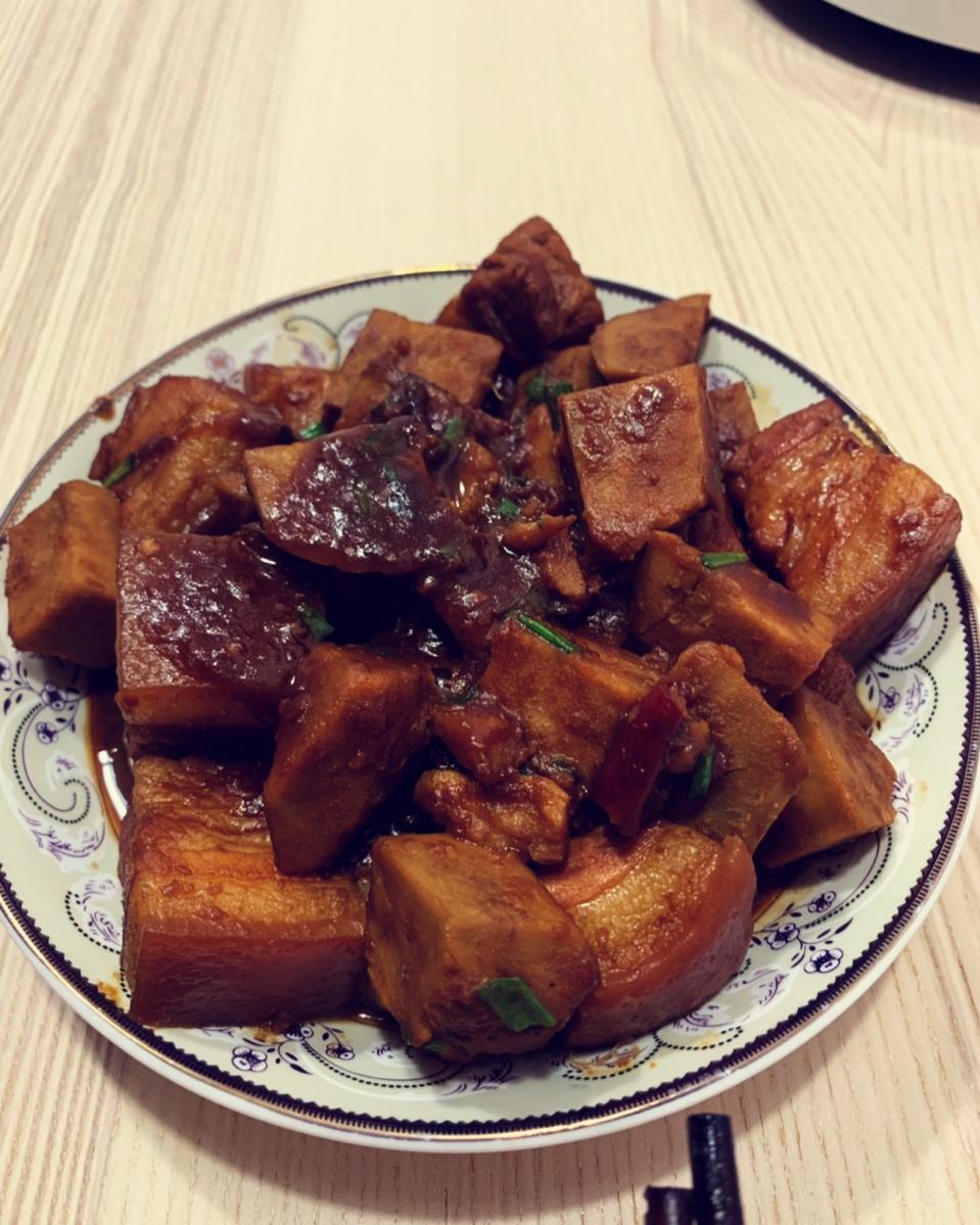 芋头烧肉