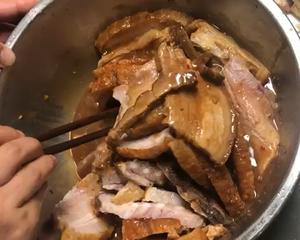 下饭神菜：传统香芋扣肉＃猪的广西 特色料理#的做法 步骤17
