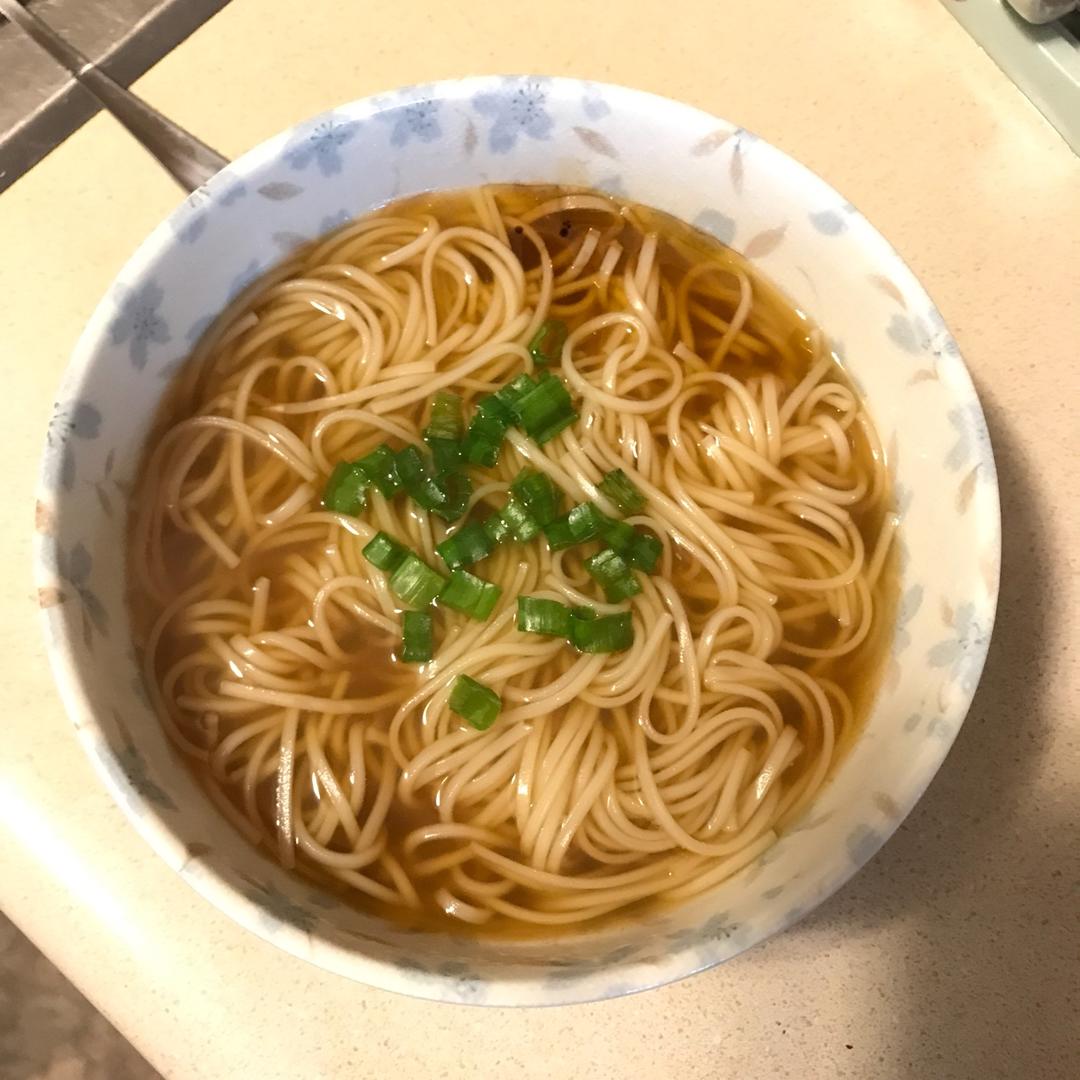 小葱麻油酱油面
