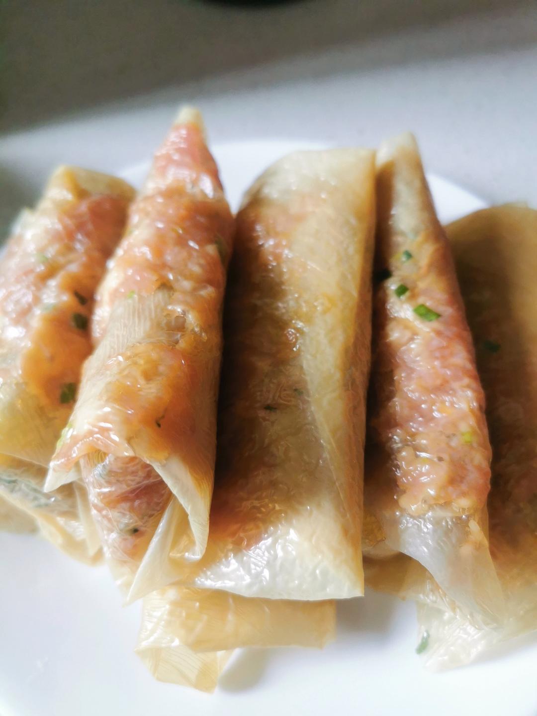 黄（wang）酱包（就是豆腐衣包肉）
