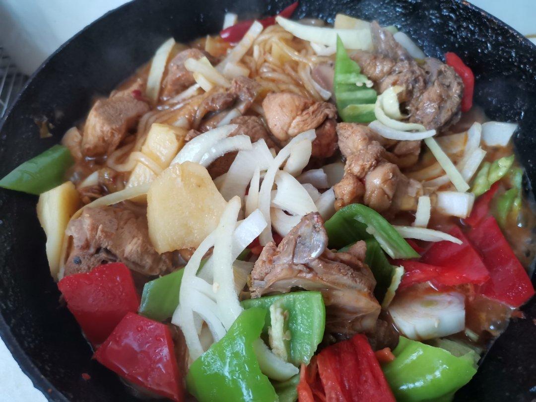 新疆特色大盘鸡（附加皮带面做法）