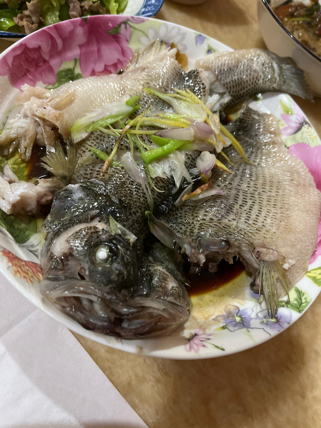 10分钟做 清蒸鲈鱼 （附切鱼图解）