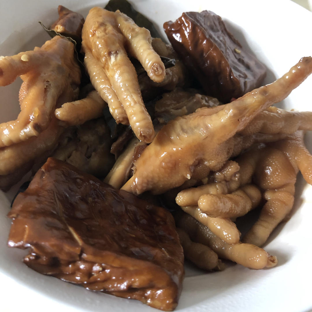 电饭锅脱骨红烧鸡爪