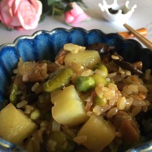每年五月必吃的传统咸肉豌豆糯米饭的做法 步骤5
