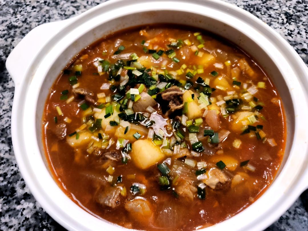 番茄土豆炖牛腩