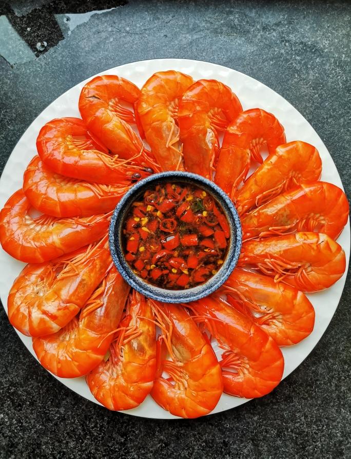 白灼虾（附蘸料做法）的做法