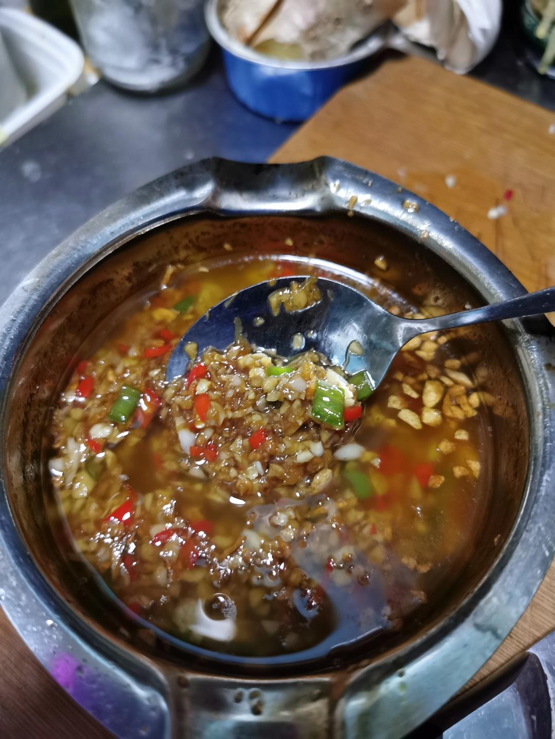 【黑暗料理别学】万能黄金比例蒜蓉酱【蒸烤生蚝，海鲜，茄子，蒜蓉小龙虾基础酱料……】