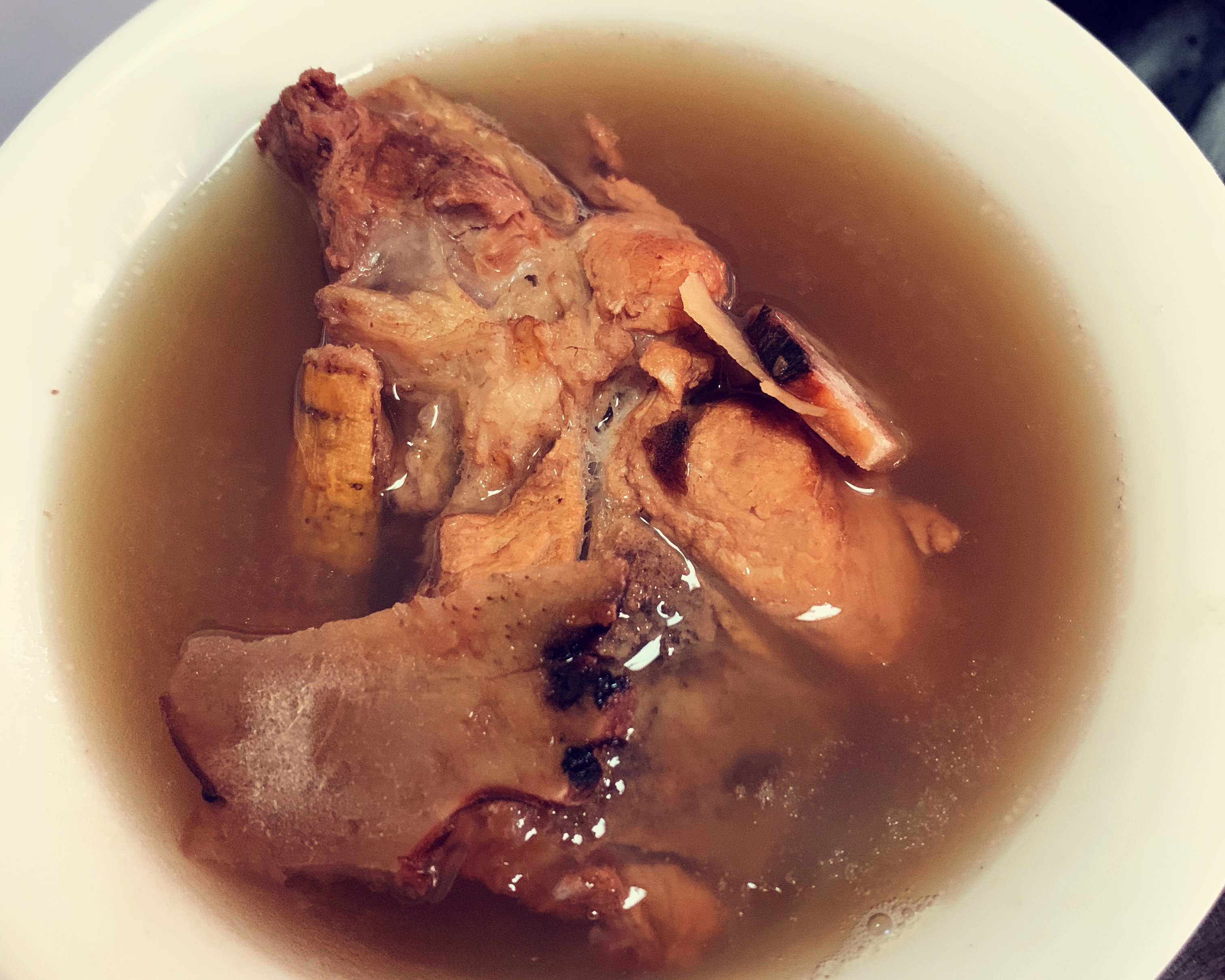 清热祛湿汤：牛大力土茯苓玉竹猪骨汤的做法