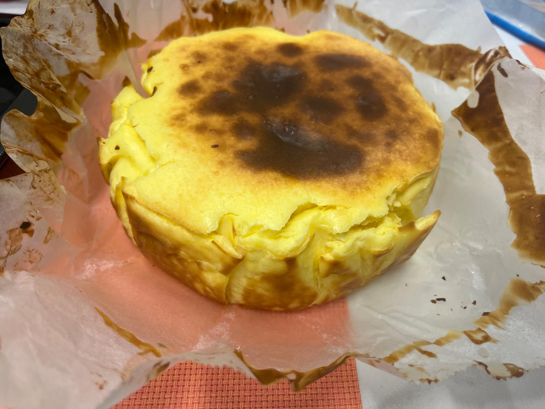 巴斯克芝士蛋糕—零失败—最简单的蛋糕—消耗奶油奶酪—芝士控