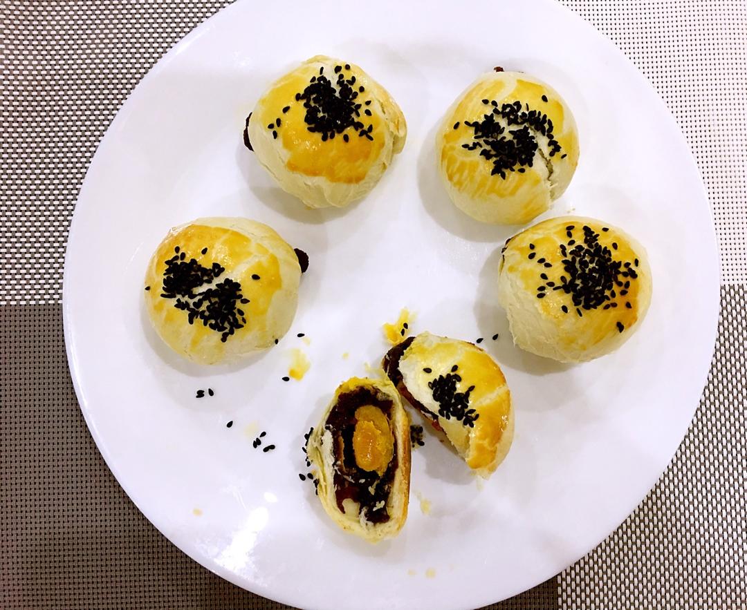 蛋黄酥