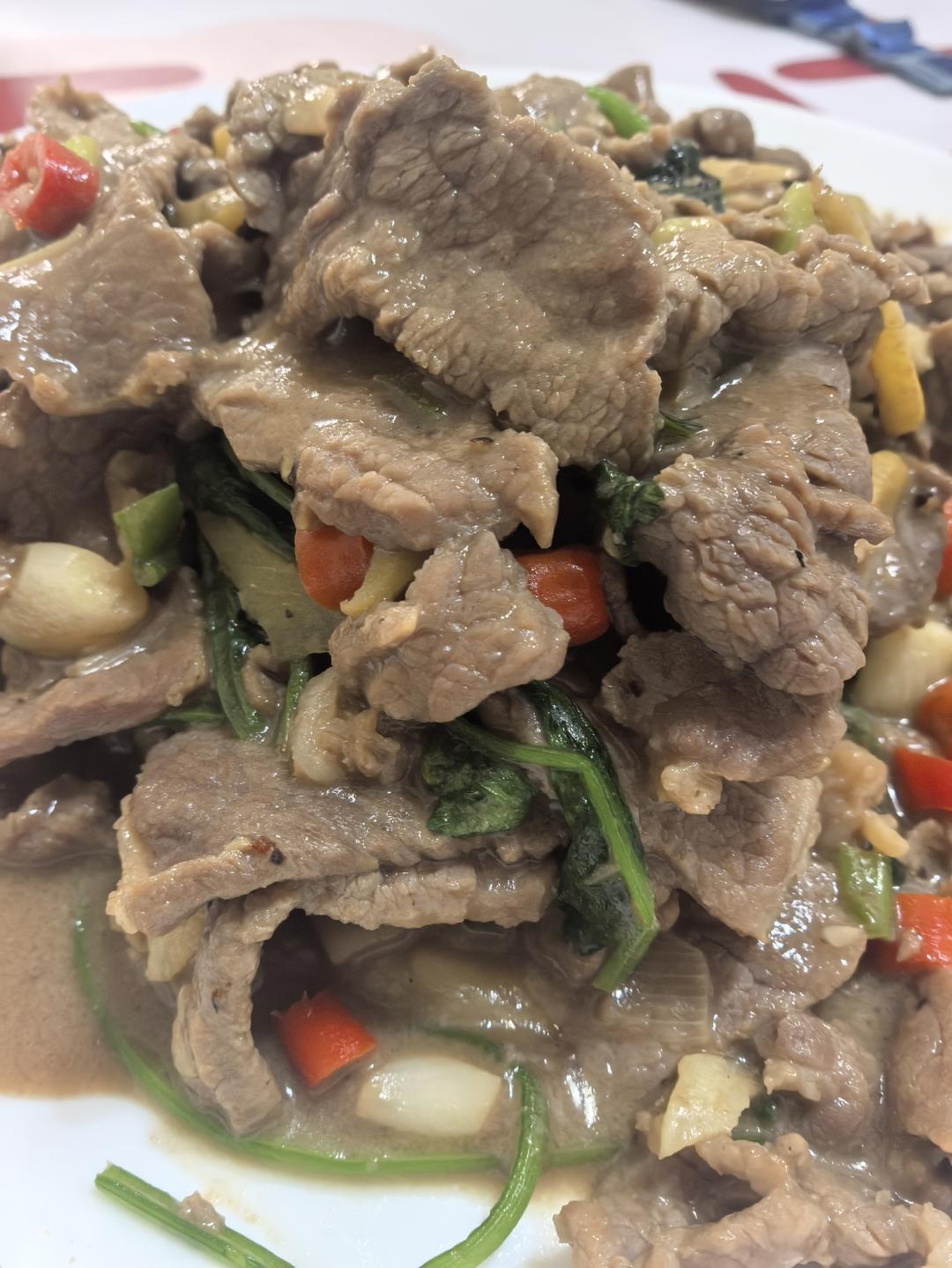 正宗湘菜小炒黄牛肉