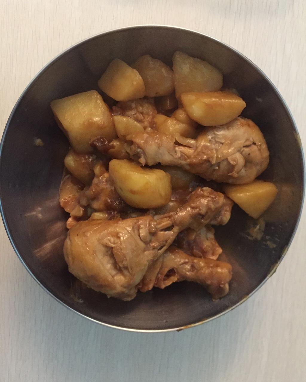 土豆焖鸡腿