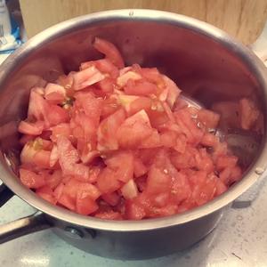 小猪佩奇的番茄肉酱意面的做法 步骤5