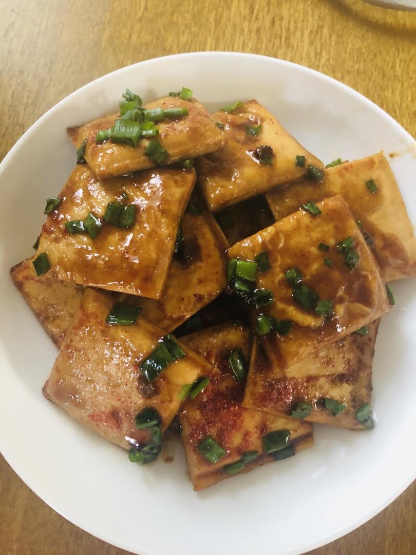 香煎豆腐(烧烤铁板味)