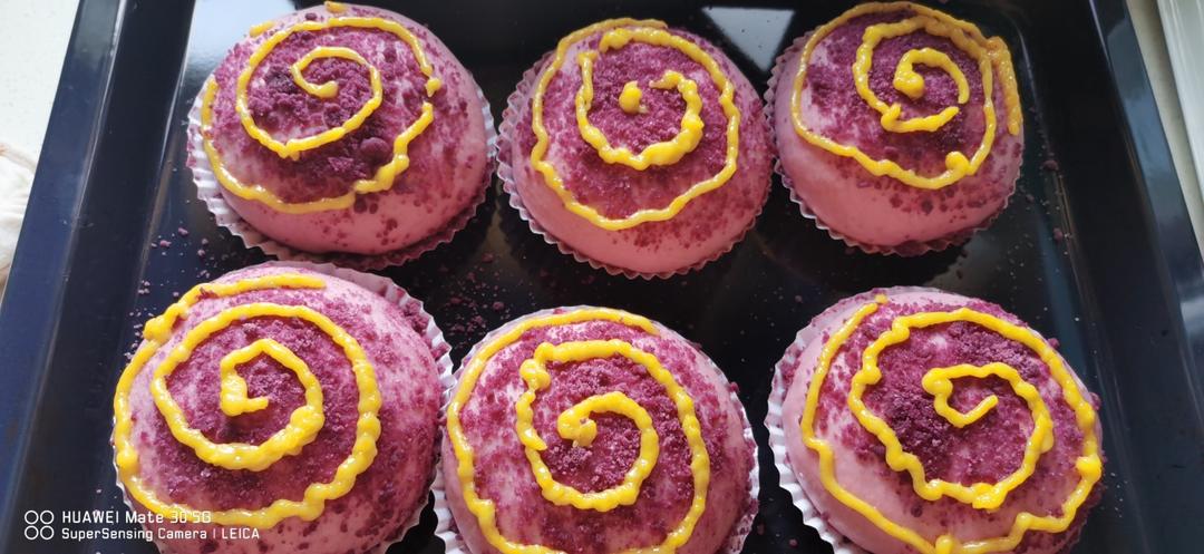 有颜值的芋泥麻薯肉松雷神包