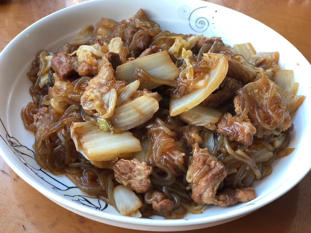 【猪肉炖粉条】猪肉粉条大白菜，家家烧人人爱！