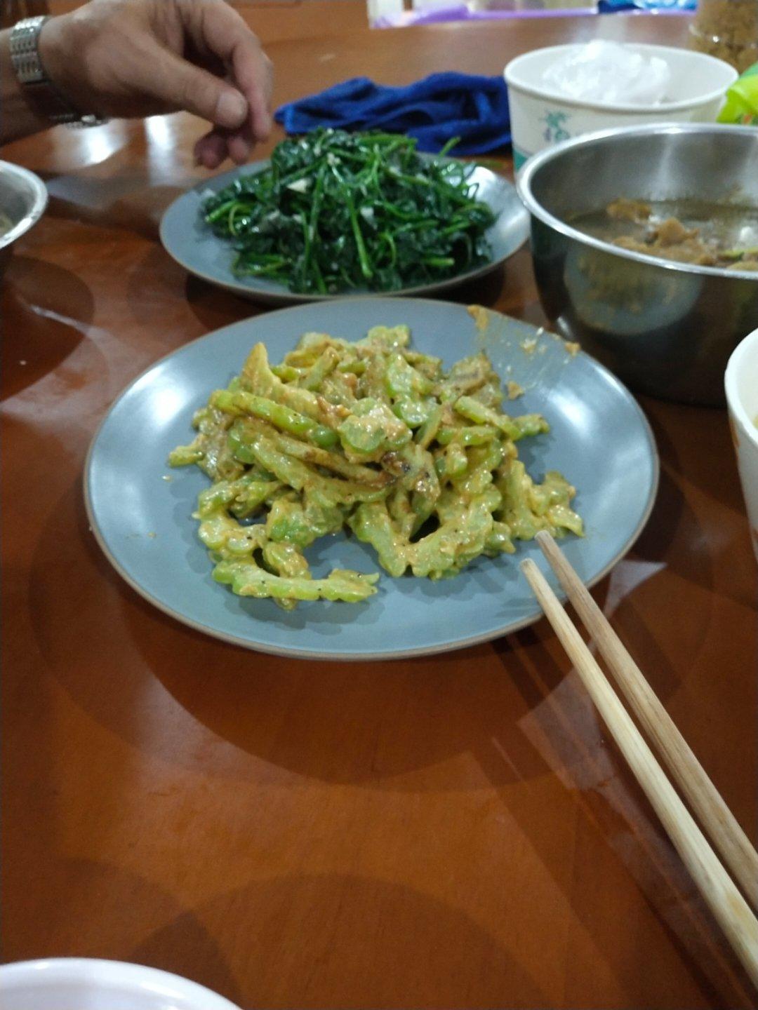 咸蛋黄焗苦瓜