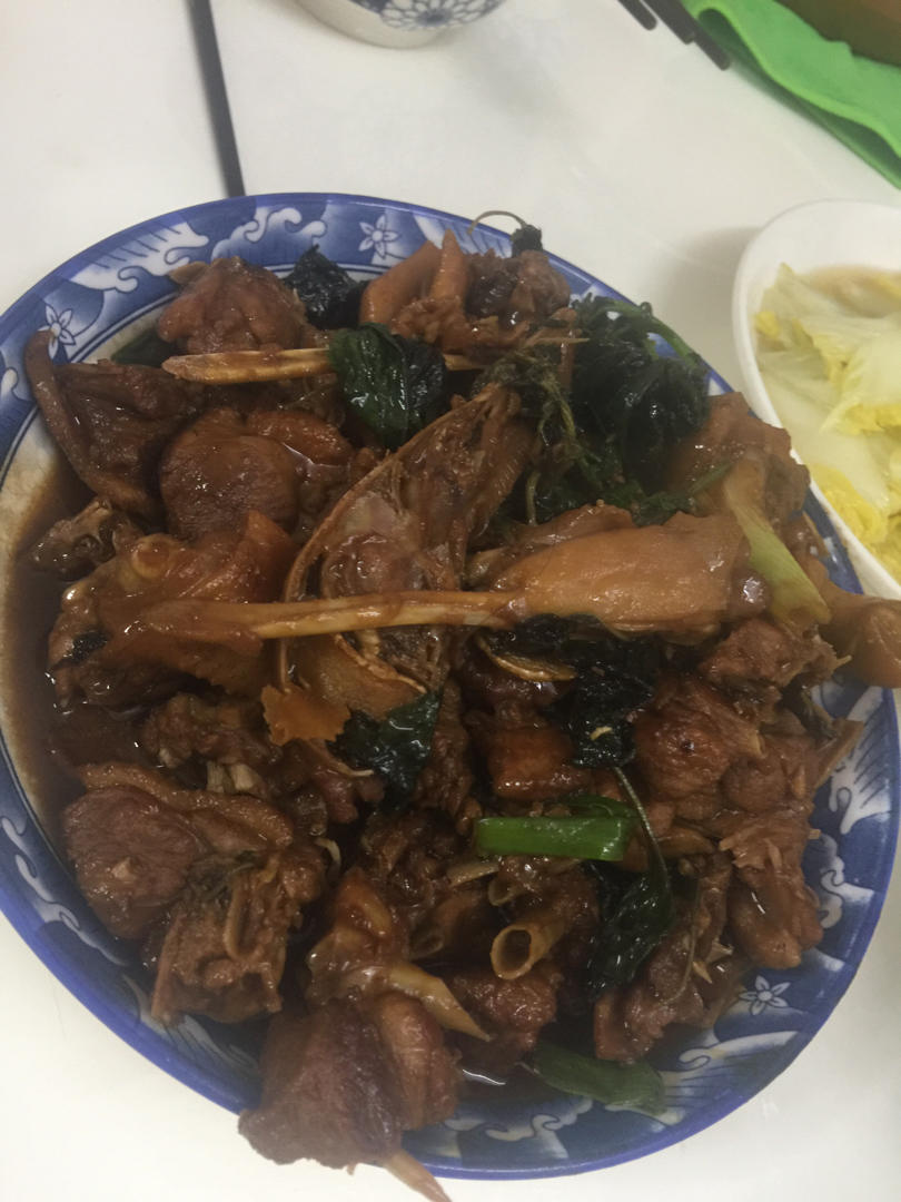 紫苏焖鸭