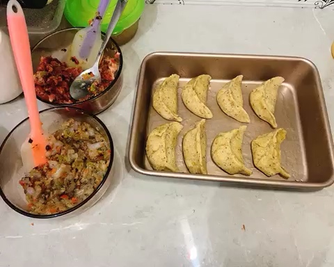 三鲜牛肉虾仁烤生酮饺子的做法 步骤13