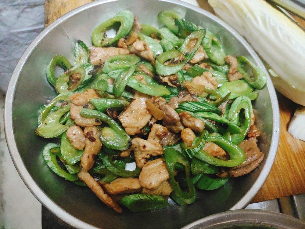 肉片炒蛇瓜