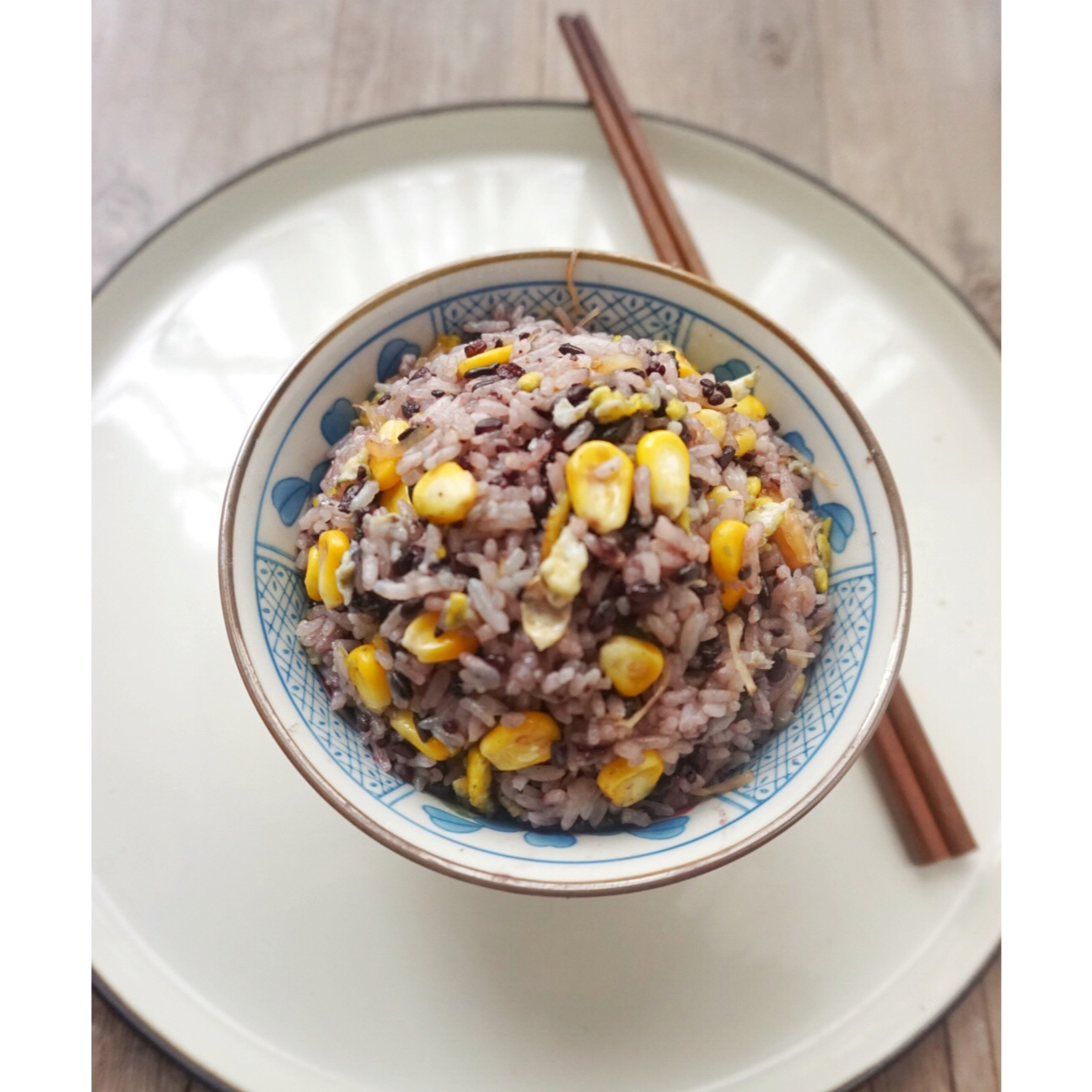 珊珊helen做的黑米杂粮饭