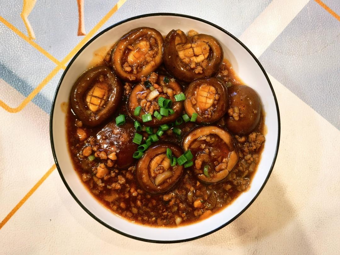 超级下饭的素鲍鱼～酱汁香菇，比肉还好吃