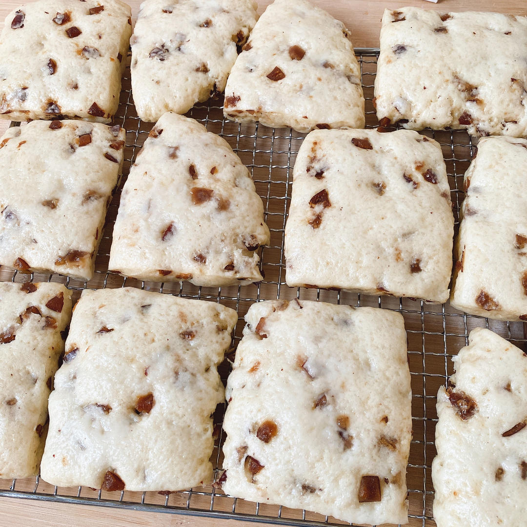 刀切枣馒头～超级简单又美味