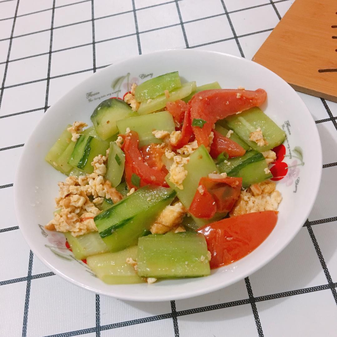 番茄黄瓜炒蛋