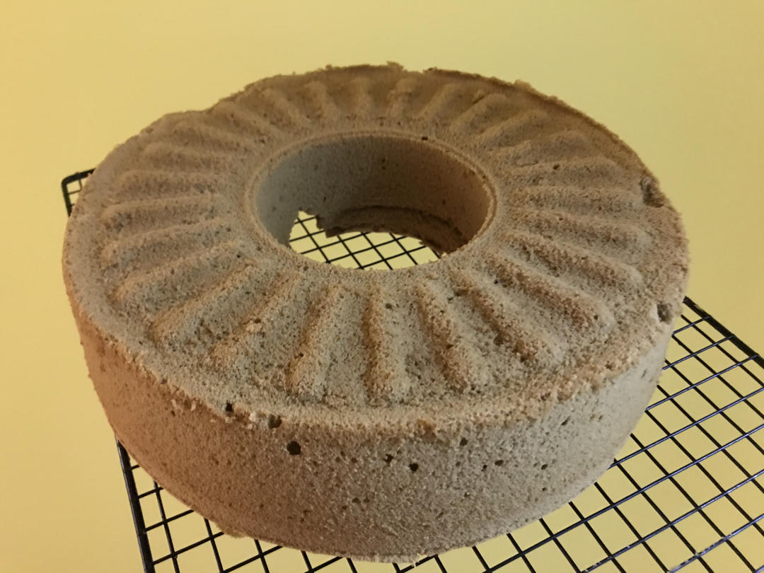 口味升级版～咖啡百利甜戚风（17cm或18cm中空模）