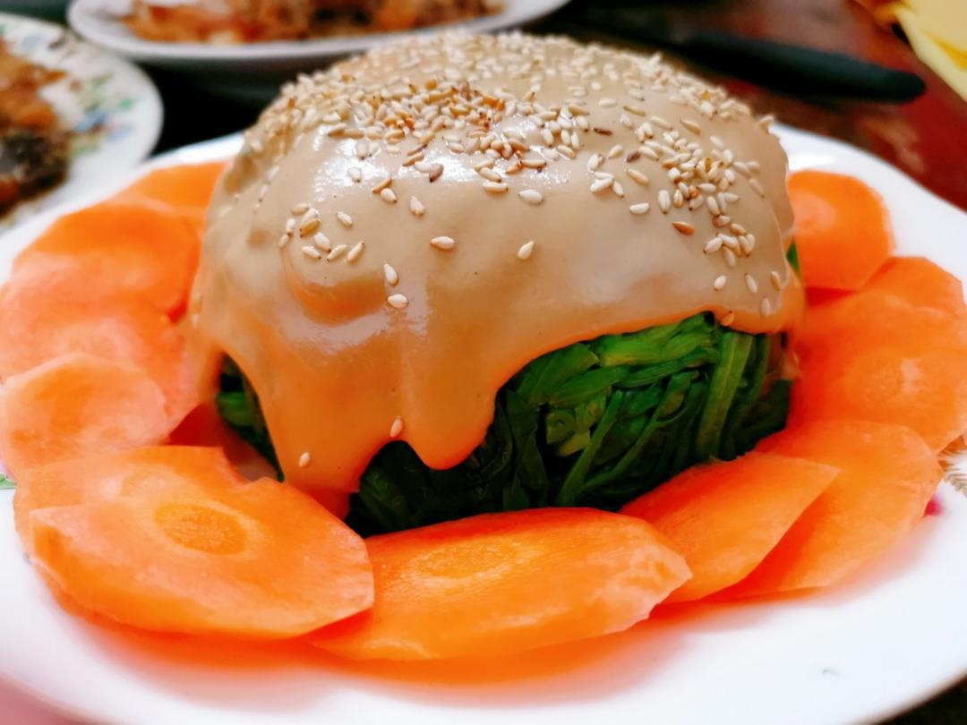 麻酱拌花生菠菜