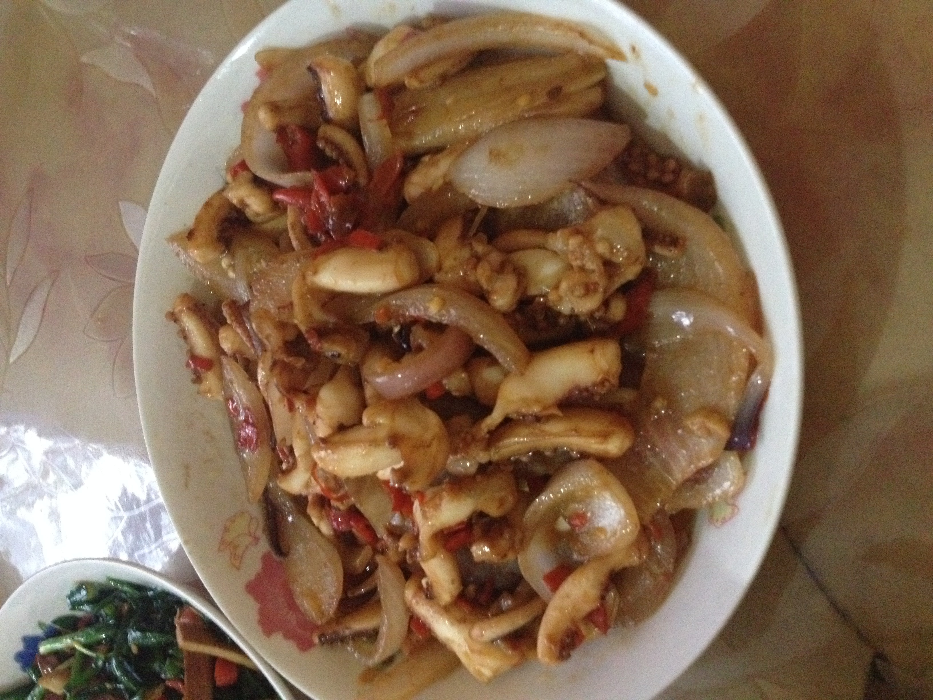 洋葱酱爆鱿鱼须