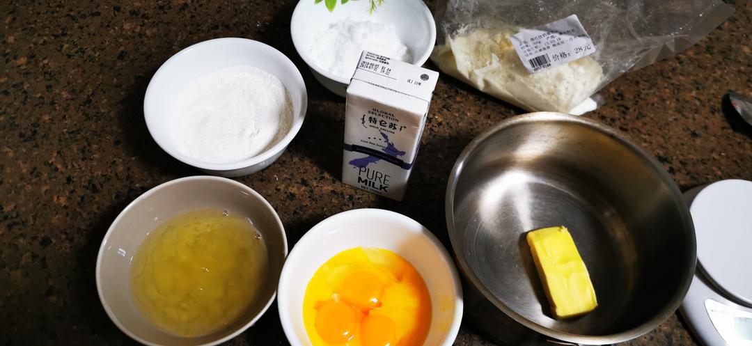 纯奶手撕吐司的做法 步骤1