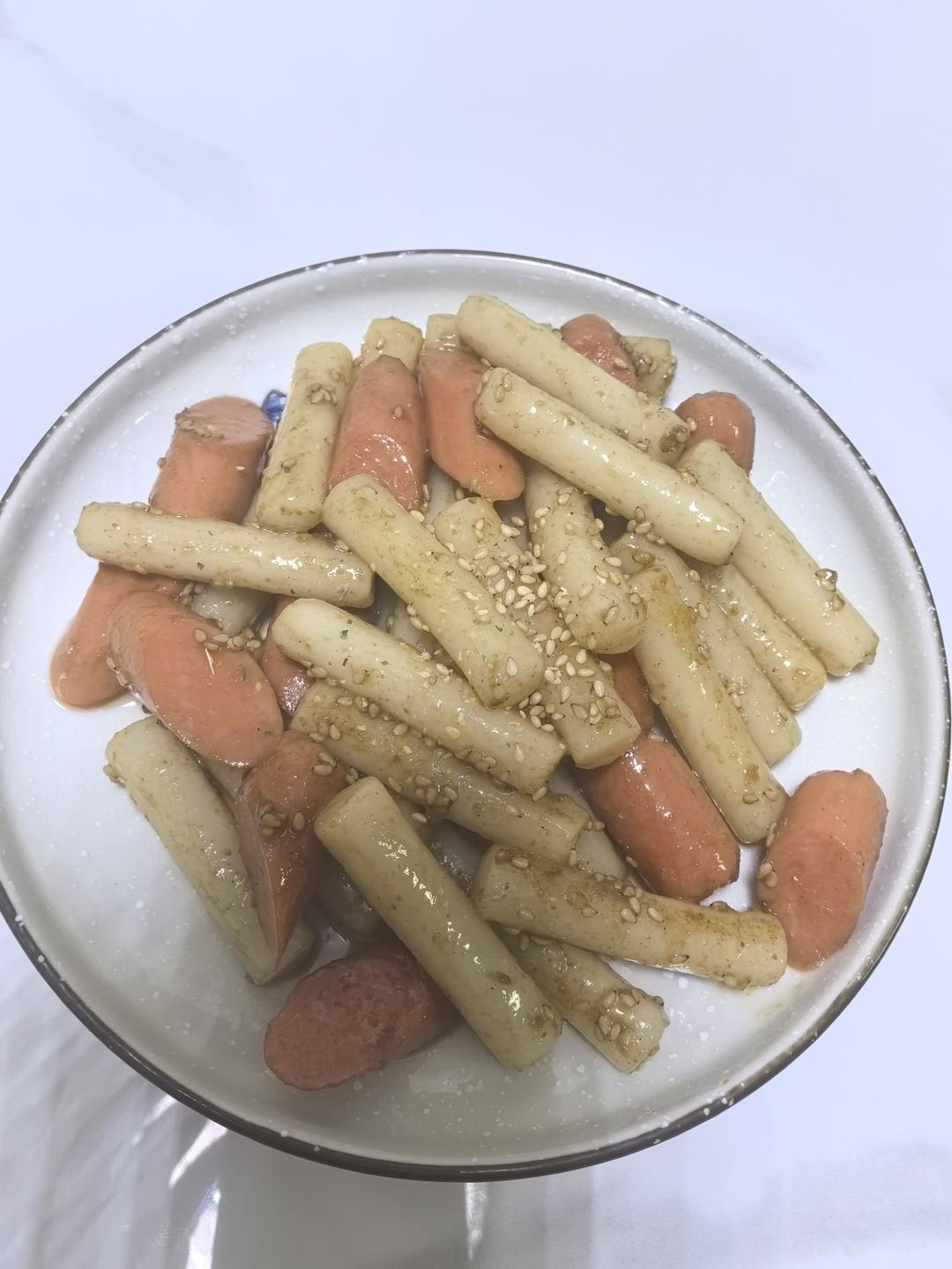 免油炸❗️比烧烤还要好吃的孜然火腿年糕‼️